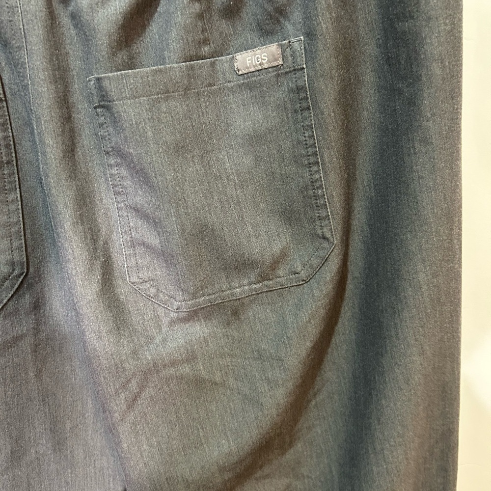 Figs Technical Collection Gray with Teal Drawstrings XL - Picture 2 of 5
